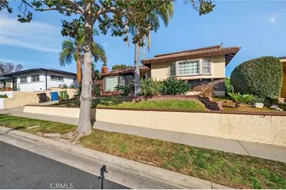 10524 S 8th Place, Inglewood, CA 90303 - Photo 5