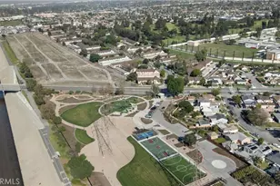 9652 Karmont, South Gate, CA 90280 - Photo 41