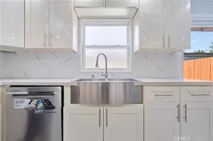 9652 Karmont, South Gate, CA 90280 - Photo 13