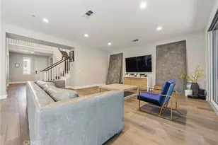 25251 Golden Maple, Canyon Country, CA 91387 - Photo 9