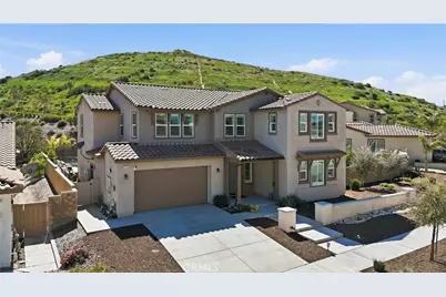 25251 Golden Maple, Canyon Country, CA 91387 - Photo 3