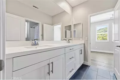 25251 Golden Maple, Canyon Country, CA 91387 - Photo 21