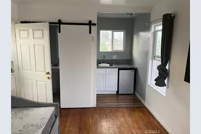 1205 W 57th, Los Angeles, CA 90037 - Photo 7