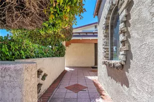 1617 W 80th St, Los Angeles, CA 90047 - Photo 3