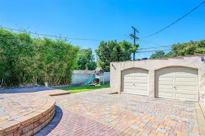 1617 W 80th Street, Los Angeles, CA 90047 - Photo 23