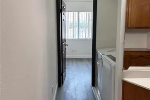 14528 Avis, Lawndale, CA 90260 - Photo 13