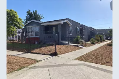 302 W 107th Street, Los Angeles, CA 90003 - Photo 7