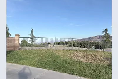 2729 Hornbeam, Palmdale, CA 93551 - Photo 29