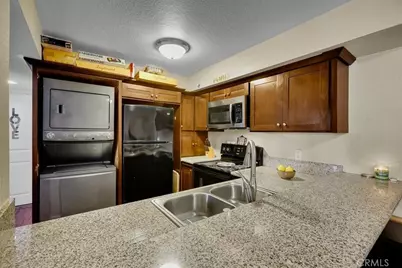 15000 Downey Avenue #243, Paramount, CA 90723 - Photo 13