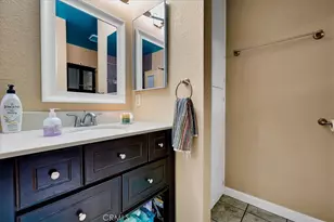 15000 Downey Ave, Paramount, CA 90723 - Photo 27