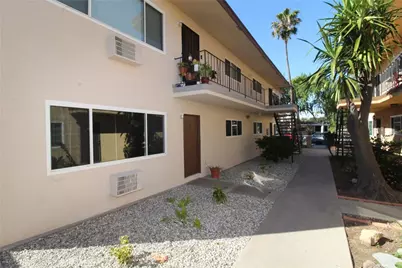 1010 E 32nd, Signal Hill, CA 90755 - Photo 5