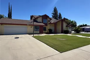 7813 Nairn Ct, Bakersfield, CA 93309 - Photo 1
