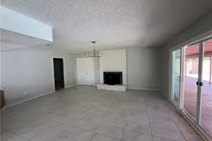 7813 Nairn Ct, Bakersfield, CA 93309 - Photo 31