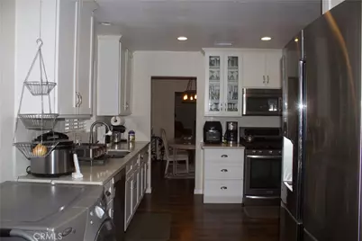 9406 S 10th, Inglewood, CA 90305 - Photo 9