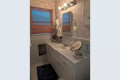 316 E Plymouth, Inglewood, CA 90302 - Photo 29