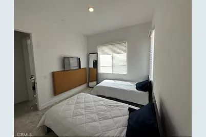 27148 Skyland, Valencia, CA 91381 - Photo 33