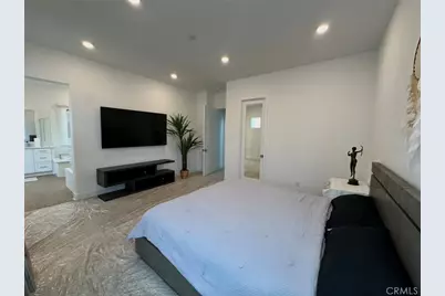 27148 Skyland, Valencia, CA 91381 - Photo 17