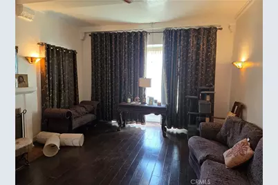 8215 S Mariposa, Los Angeles, CA 90044 - Photo 3