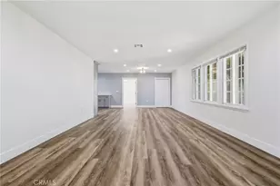 10517 Cimarron, Los Angeles, CA 90047 - Photo 3