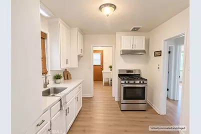 800 W 99th St Street, Los Angeles, CA 90044 - Photo 9