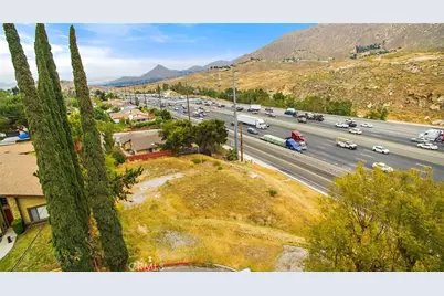 20517 Claremont, Riverside, CA 92507 - Photo 3
