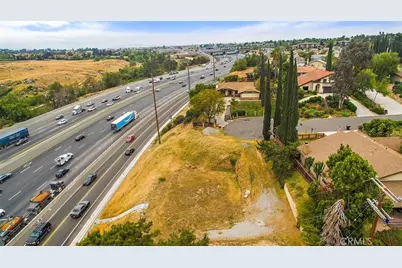 20517 Claremont, Riverside, CA 92507 - Photo 5