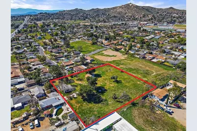 4077 Riverview Drive, Riverside, CA 92509 - Photo 9