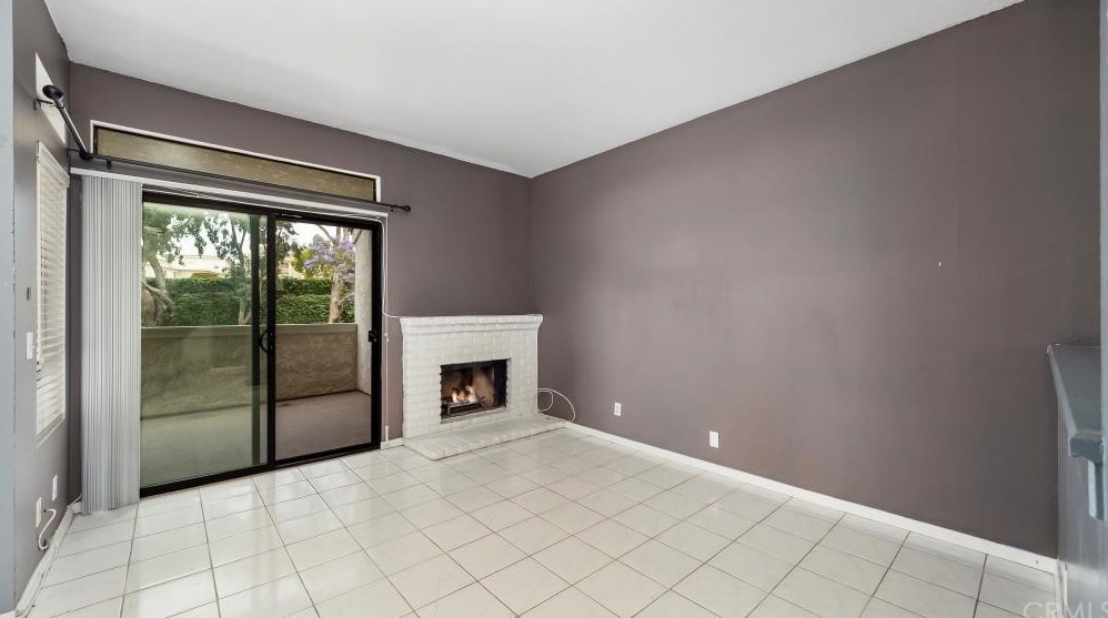 5146 Dorado Dr, Huntington Beach CA  92649-5184 exterior