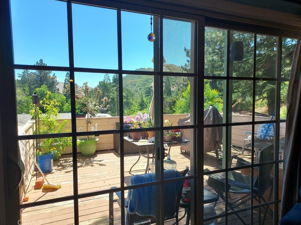 13833 Hazel Dr, Lytle Creek CA  92358 exterior
