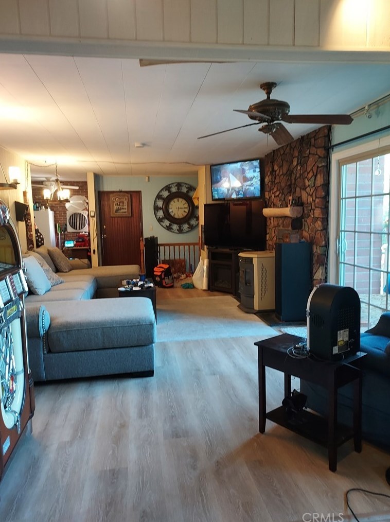 13833 Hazel Dr, Lytle Creek CA  92358 exterior