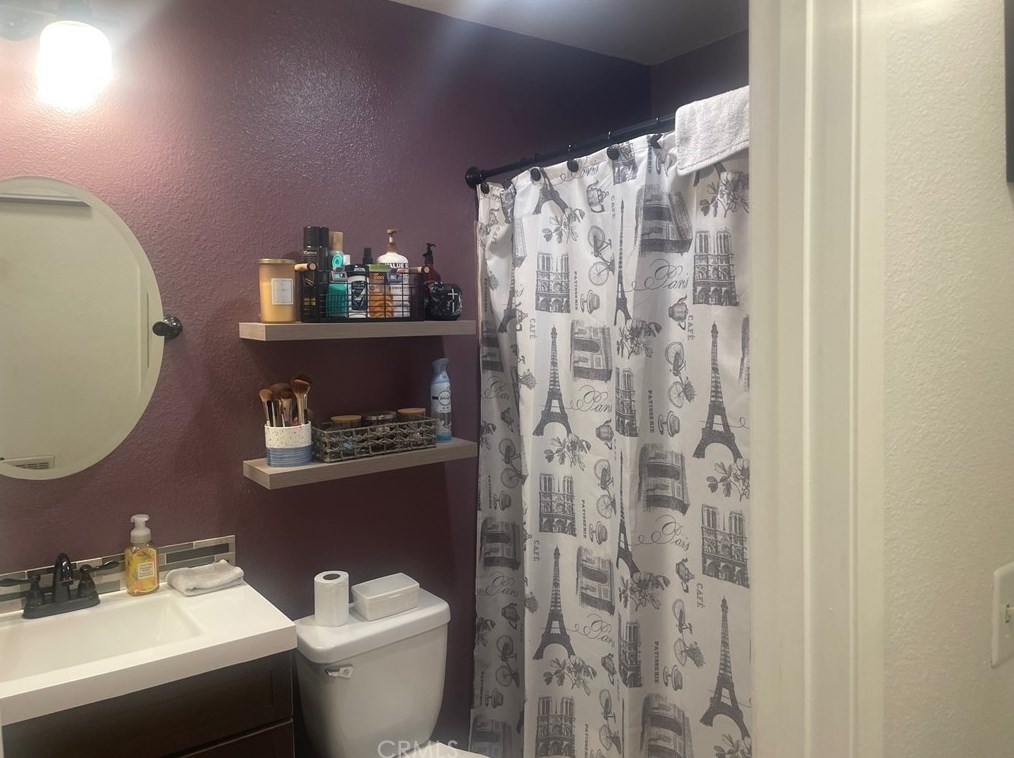 25051 Billie Dr, Moreno Valley CA 92553-7190 exterior