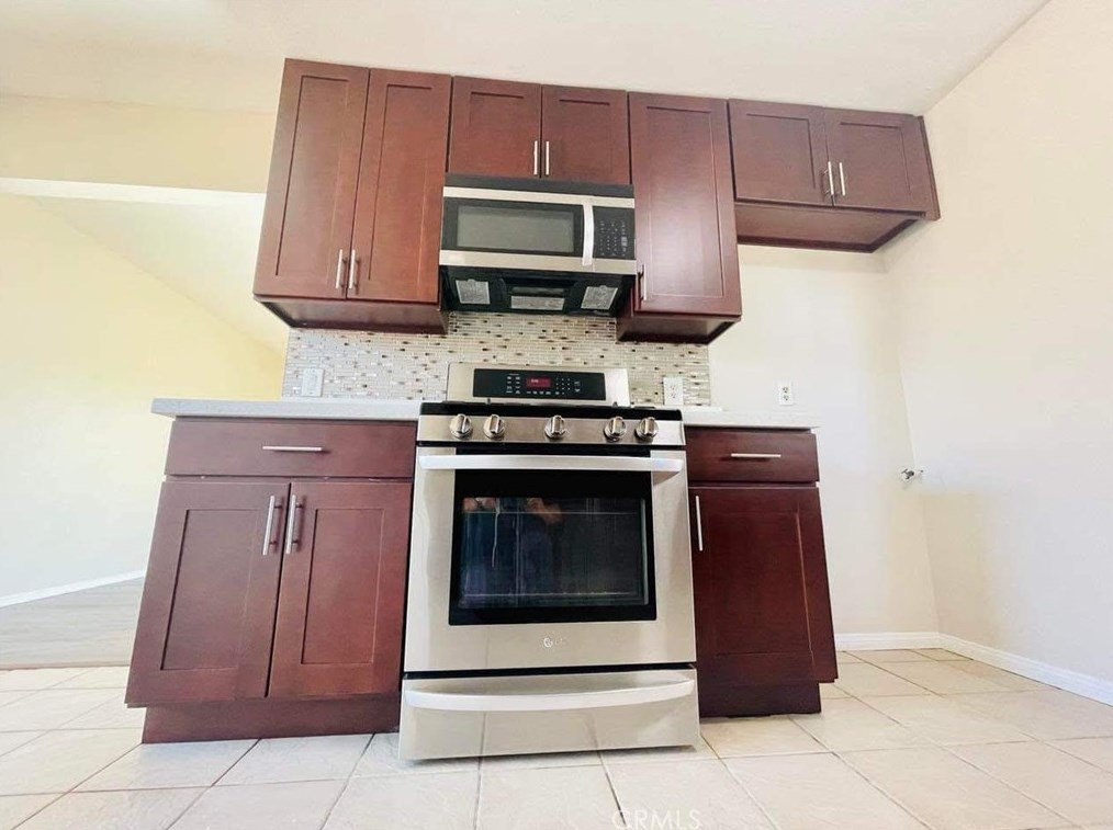 1528 Sunrise Rd, Barstow CA  92311-5557 exterior