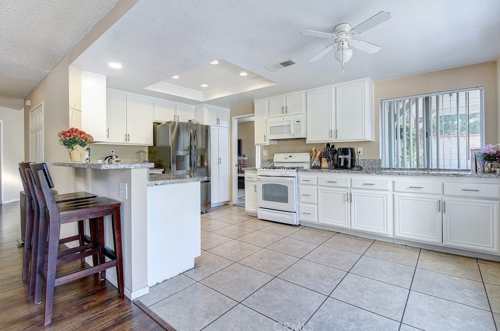 23902 Brittlebush Cir, Moreno Valley CA  92557-2932 exterior