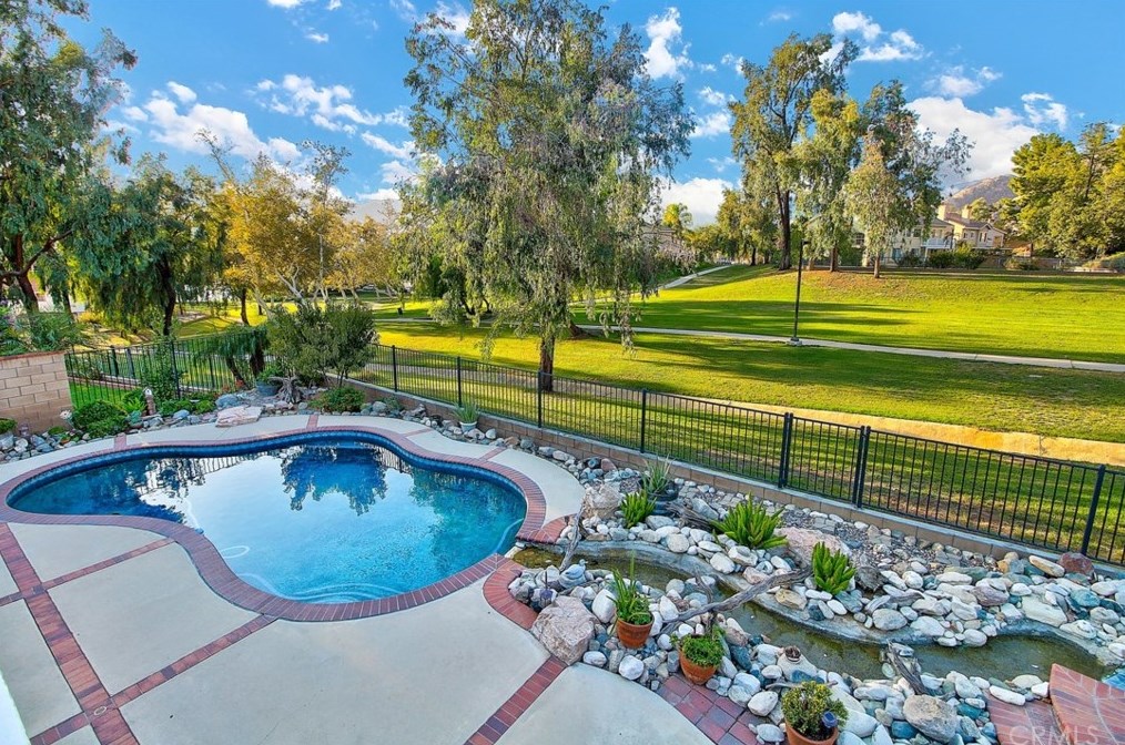 23902 Brittlebush Cir, Moreno Valley CA  92557-2932 exterior