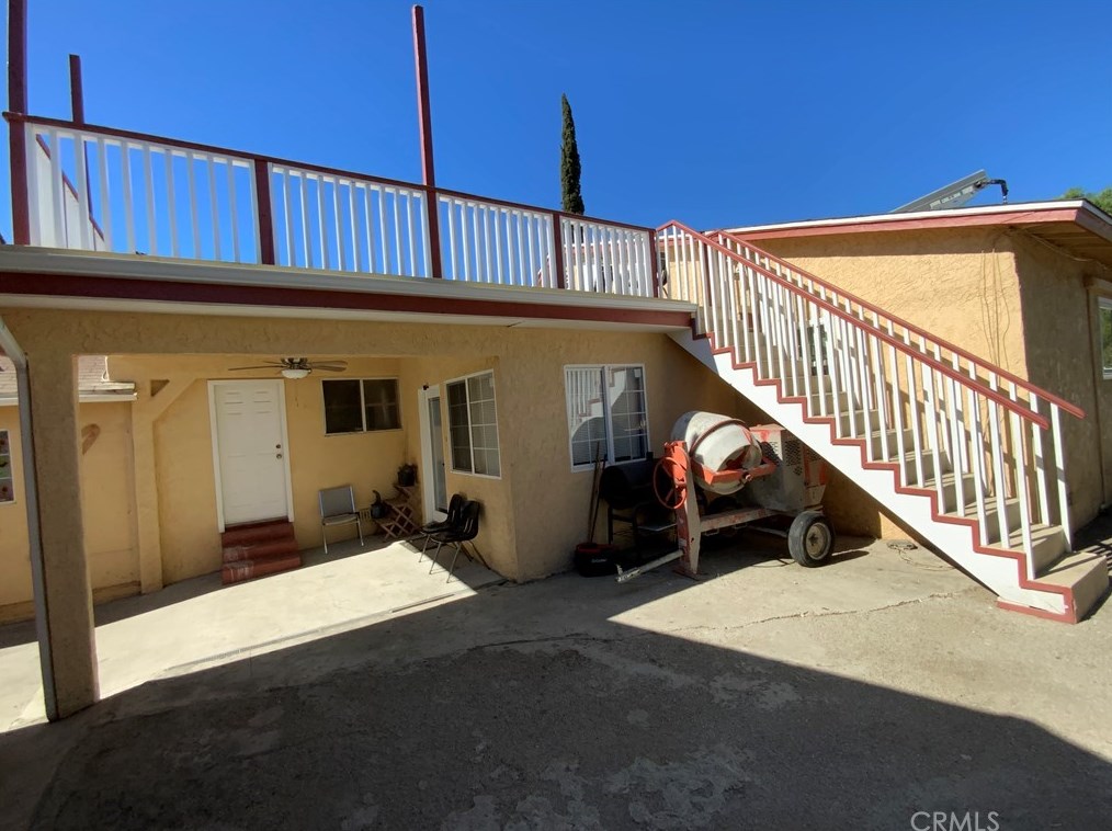 13080 Desmond St, Los Angeles CA  91331-1025 exterior