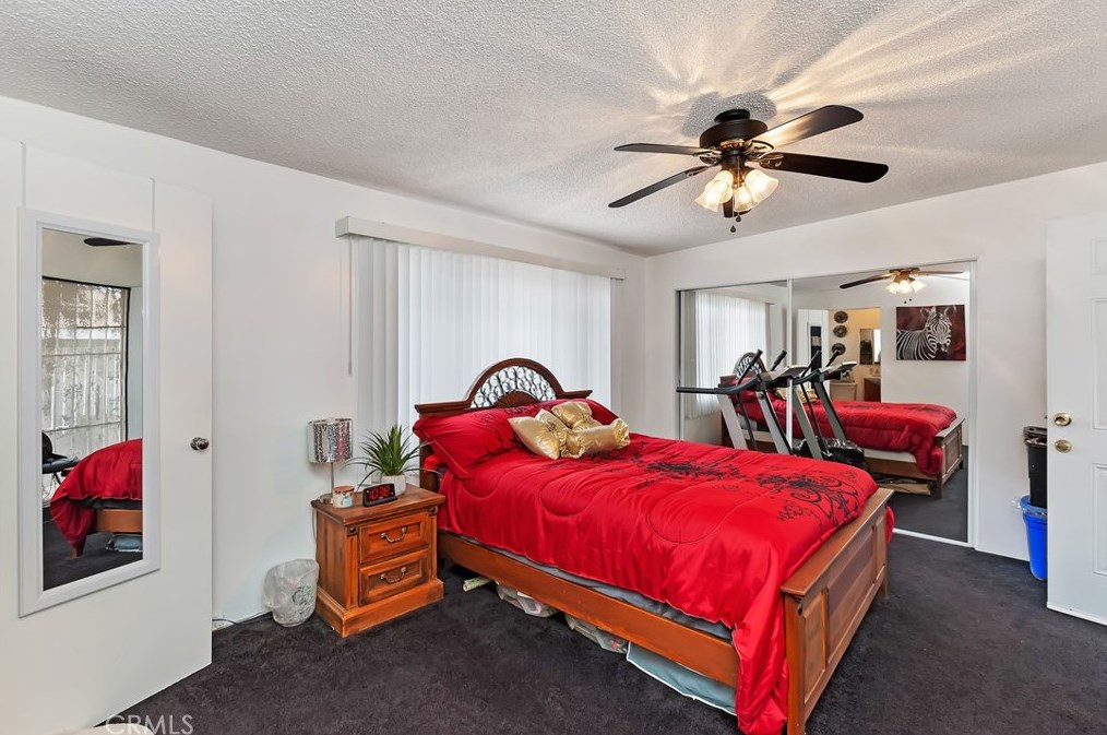 1237 62 St, Los Angeles CA  90001-1306 exterior