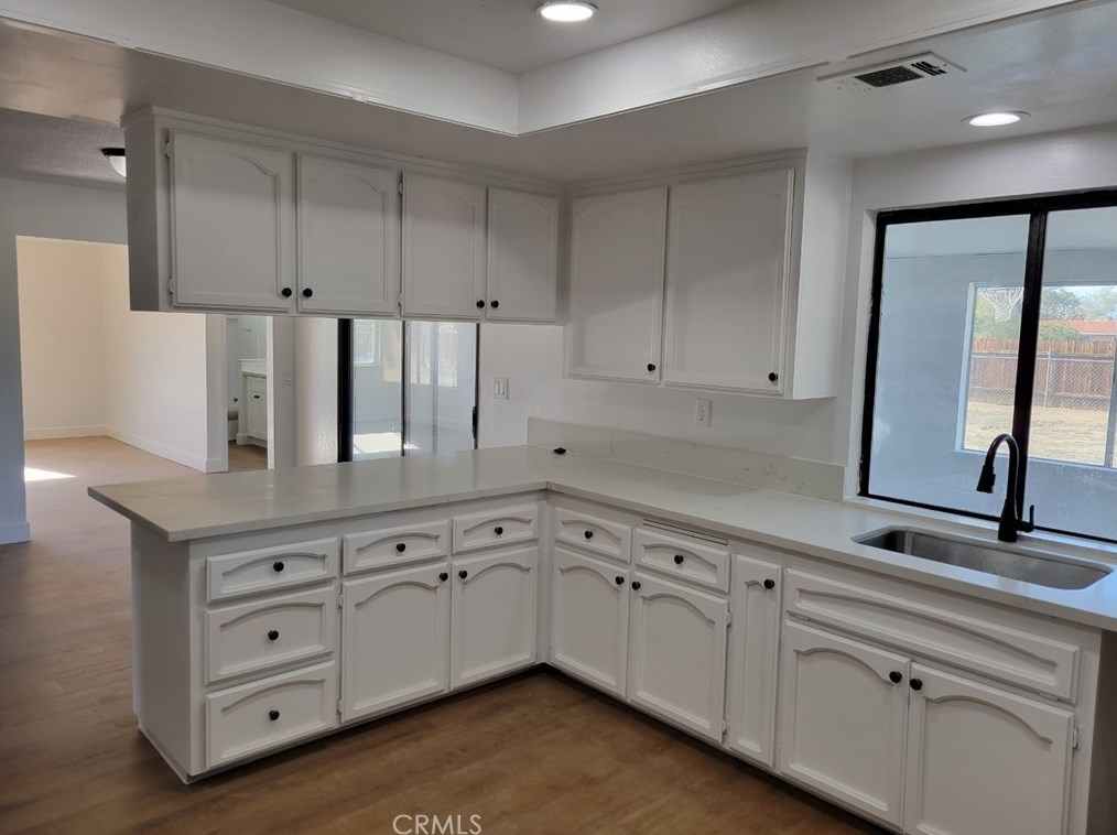 12786 Standing Bear Rd, Apple Valley CA  92308-4719 exterior