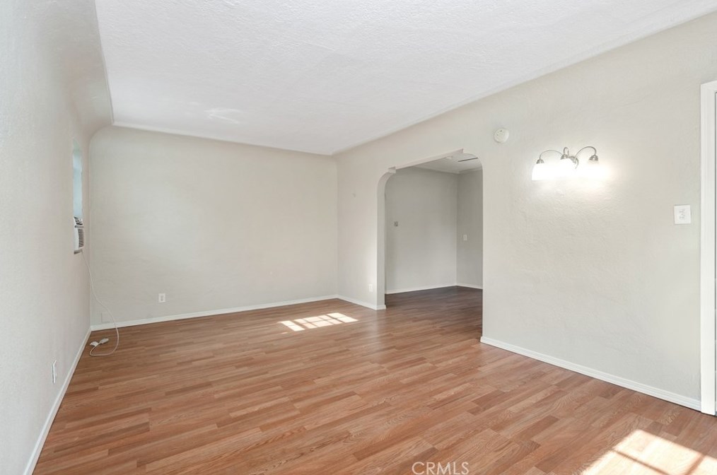 9515 Pace Ave, Los Angeles CA  90002-2117 exterior