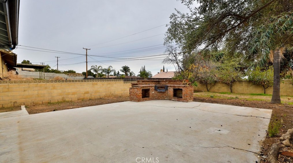 25021 Fran Lou Dr, Moreno Valley CA  92557-5202 exterior