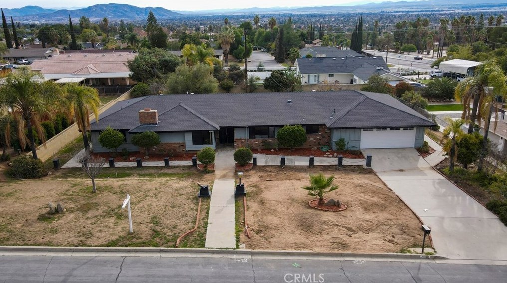 25021 Fran Lou Dr, Moreno Valley CA  92557-5202 exterior