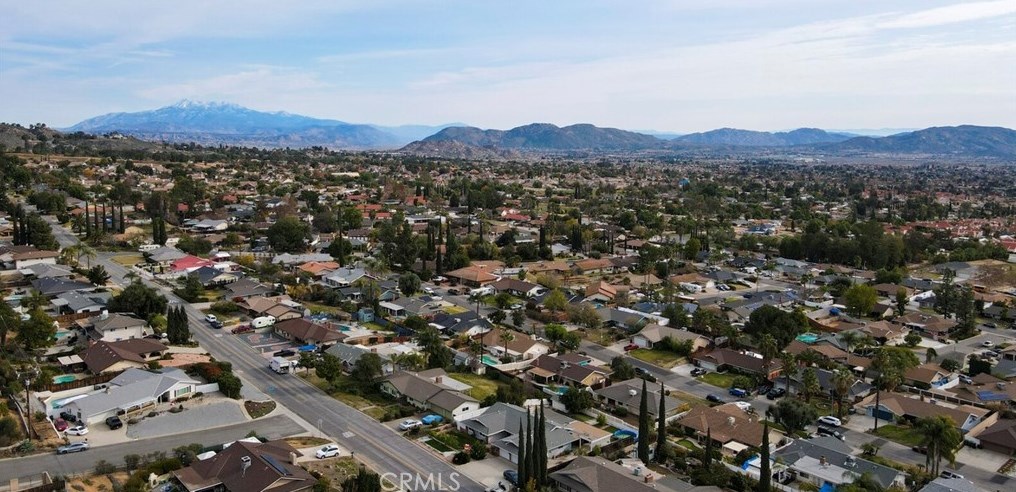 25021 Fran Lou Dr, Moreno Valley CA  92557-5202 exterior