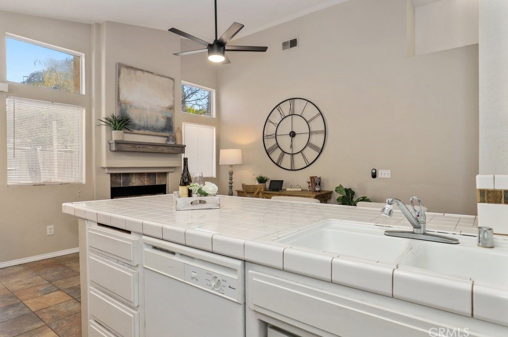 10970 Shady Glade Rd, Moreno Valley CA  92557-3910 exterior