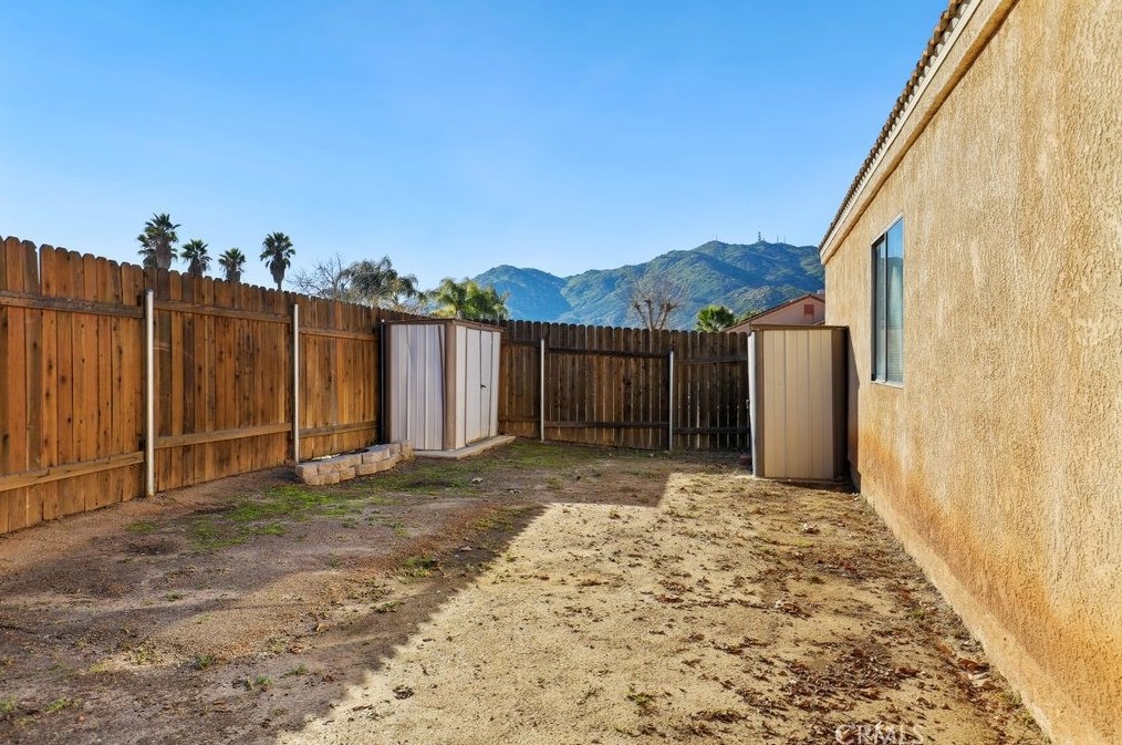 10970 Shady Glade Rd, Moreno Valley CA  92557-3910 exterior