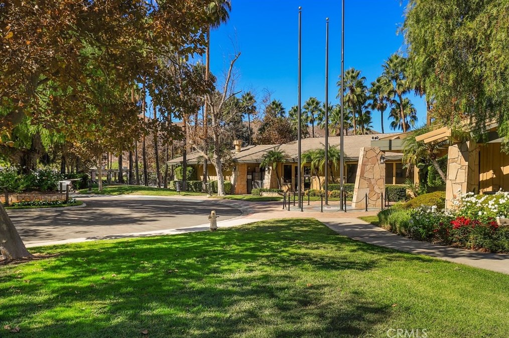 10970 Shady Glade Rd, Moreno Valley CA  92557-3910 exterior