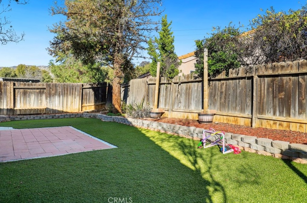 10970 Shady Glade Rd, Moreno Valley CA  92557-3910 exterior