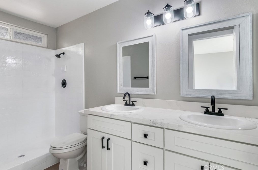 25031 Fran Lou Dr, Moreno Valley CA  92557-5202 exterior