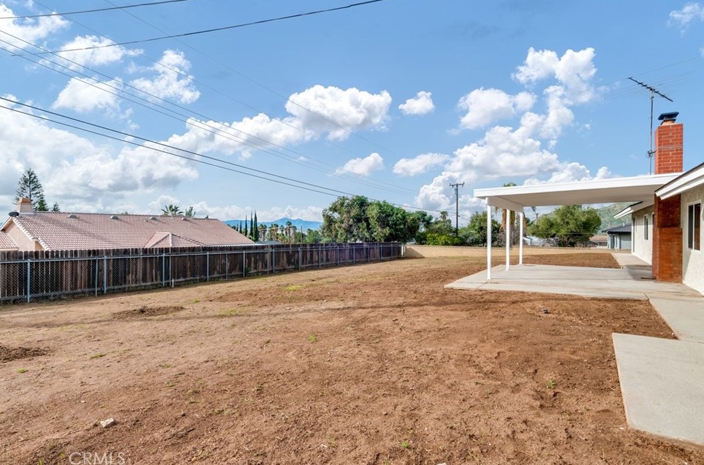 25031 Fran Lou Dr, Moreno Valley CA  92557-5202 exterior