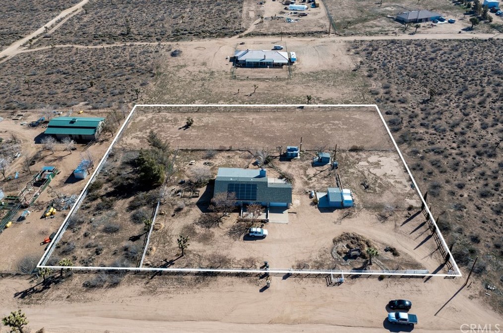 11433 Buttemere Rd, Phelan CA  92371-4245 exterior