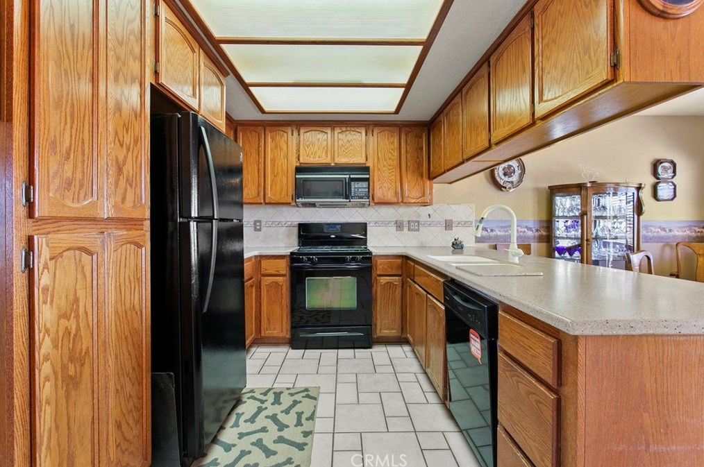 11433 Buttemere Rd, Phelan CA  92371-4245 exterior