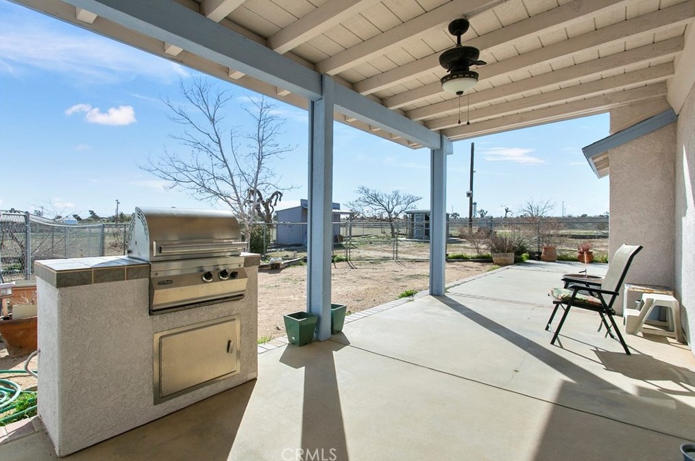 11433 Buttemere Rd, Phelan CA  92371-4245 exterior